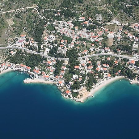 Apartment Zara 2 With Boat Place Мимице Екстериор снимка