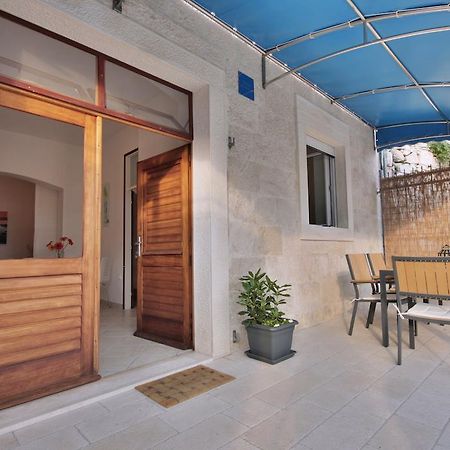 Apartment Zara 2 With Boat Place Мимице Екстериор снимка