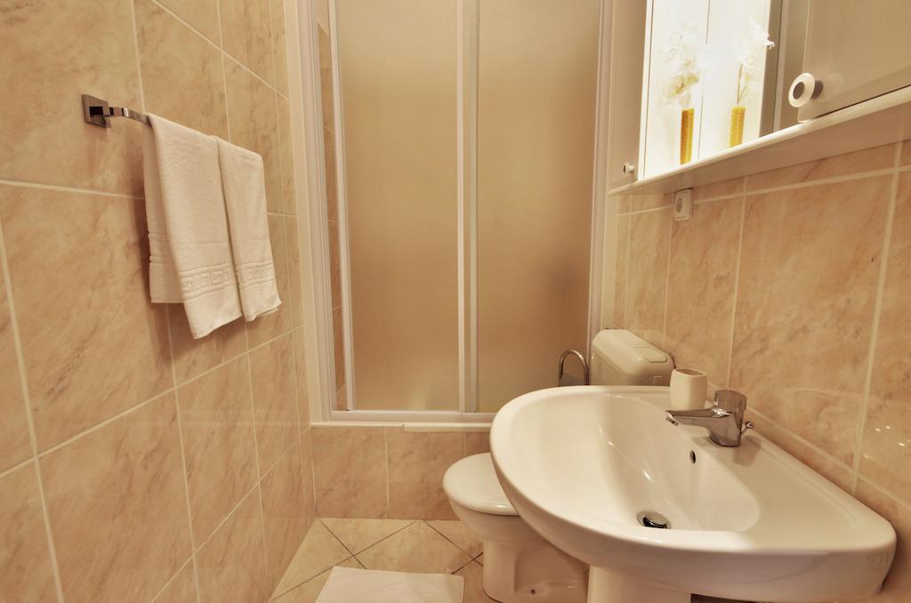 Apartment Zara 2 With Boat Place Мимице Стая снимка